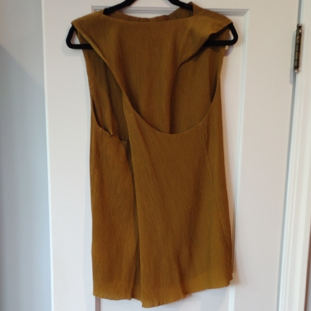 COS Cupro Silk Crinkle Top Brown Copper Twist Back Sleeveless Blouse Size 12 - Picture 5 of 7